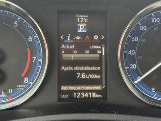 2018 Toyota Corolla SE in Montréal, Quebec - 5 - w320h240px