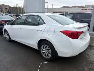 2018 Toyota Corolla SE in Montréal, Quebec - 4 - w320h240px