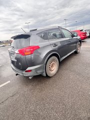 2013 Toyota RAV4 LE in Lachenaie, Quebec - 6 - w320h240px