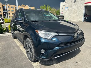 2017 Toyota RAV4 XLE in , Quebec - 2 - w320h240px