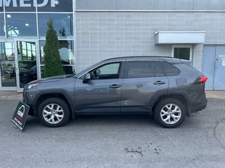 RAV4 LE 2021 à , Québec - 3 - w320h240px