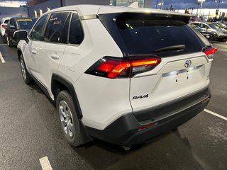 RAV4 LE TRACTION INTEGRALE JAMAIS ACCIDENTÉ 2022 à , Québec - 2 - w320h240px