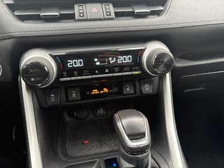 Toyota RAV4 XLE PREMIUM 1 PROPRIO I TOIT OUVRANT I SIEGES CHAUFFANTS I MAGS I  VOLANT CHAUFFANTS I 2023 à , Québec - 6 - w320h240px
