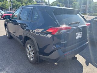 Toyota RAV4 Hybrid XLE 2024 à Montréal, Québec - 4 - w320h240px