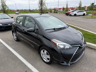 2015 Toyota Yaris LE in Lachenaie, Quebec - 4 - w320h240px