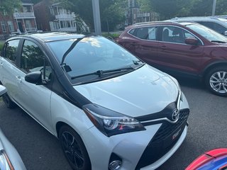 2016 Toyota Yaris SE in Montréal, Quebec - 2 - w320h240px