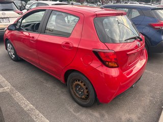 Toyota Yaris LE 2017 à Montréal, Québec - 4 - w320h240px