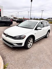 2019 Volkswagen GOLF ALLTRACK EXECLINE in Lachenaie, Quebec - 3 - w320h240px