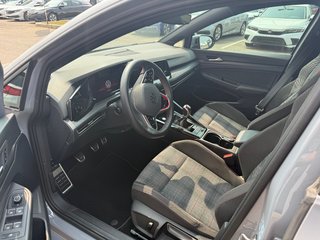 Volkswagen Golf GTI  2023 à , Québec - 6 - w320h240px
