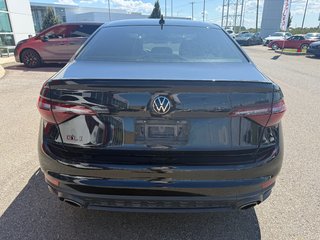 Volkswagen Jetta GLI DSG/UN PROPRIÉTAIRE/JAMAISACCIDEBT. 2022 à Lachenaie, Québec - 4 - w320h240px