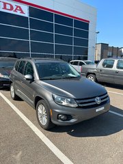 2016  Tiguan COMFORTLINE in Montreal, Quebec - 4 - w320h240px