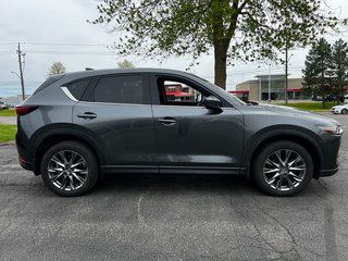 2021 Mazda CX-5 Signature - Local Trade