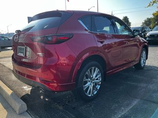 2022 Mazda CX-5 Signature - Off Lease