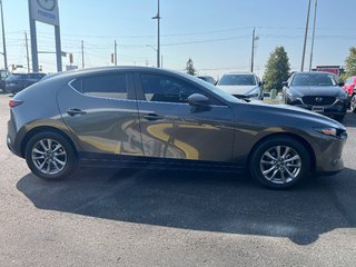 2022  Mazda3 Sport GS