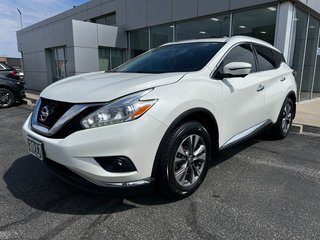 2017 Nissan Murano SL - Leather Seats, Sun Roof