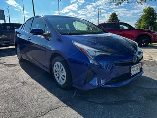 2016 Toyota Prius Base