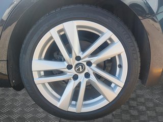 2025 Lexus IS IS 300