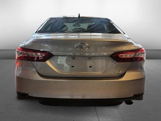 2018  Camry Xle in Chicoutimi, Quebec - 4 - w320h240px