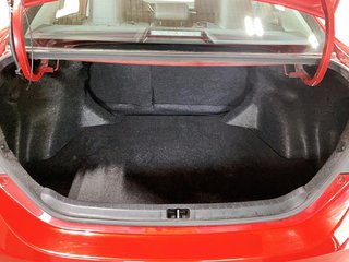 2017 Toyota Corolla in Baie-Comeau, Quebec - 5 - w320h240px