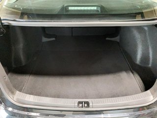 2020 Toyota Corolla in Sept-Îles, Quebec - 6 - w320h240px