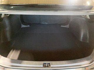 2021 Toyota Corolla SE in Chicoutimi, Quebec - 5 - w320h240px
