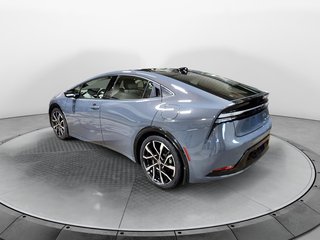 Toyota Prius Prime  2024 à Chicoutimi, Québec - 4 - w320h240px