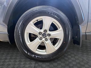 2020 Toyota RAV4 in Jonquière, Quebec - 6 - w320h240px