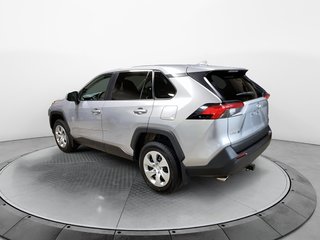 Toyota RAV4  2022 à Baie-Comeau, Québec - 4 - w320h240px