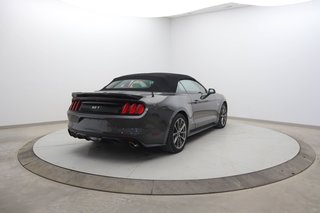 Ford Mustang  2017 à Jonquière, Québec - 4 - w320h240px