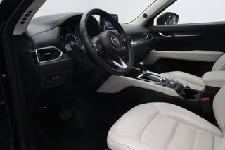 2021 Mazda CX-5 in Sept-Îles, Quebec - 6 - w320h240px