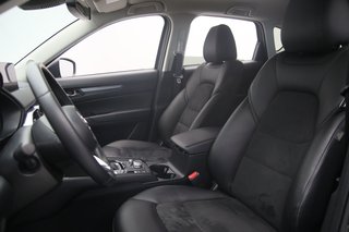 2022 Mazda CX-5 in Sept-Îles, Quebec - 6 - w320h240px