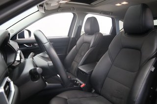 2022 Mazda CX-5 in Sept-Îles, Quebec - 6 - w320h240px