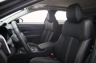 2025 Mazda CX-50 in Jonquière, Quebec - 6 - w320h240px