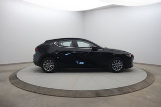 2022 Mazda 3 Sport GX in Jonquière, Quebec - 3 - w320h240px