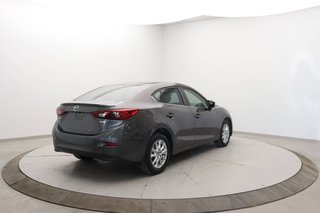 Mazda 3  2018 à Baie-Comeau, Québec - 4 - w320h240px