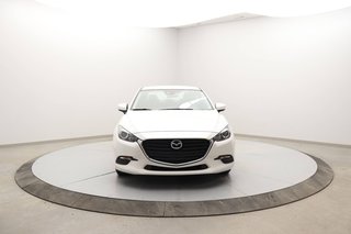 Mazda 3  2018 à Sept-Îles, Québec - 2 - w320h240px