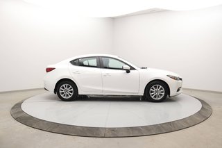 Mazda 3  2018 à Chicoutimi, Québec - 3 - w320h240px