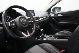 2018 Mazda 3 in Chicoutimi, Quebec - 6 - w320h240px