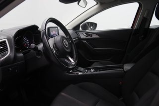 2018 Mazda 3 Touring in Chicoutimi, Quebec - 6 - w320h240px