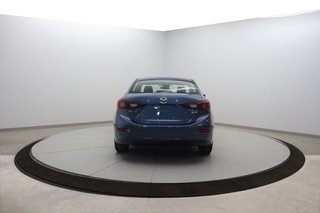 2018 Mazda 3 GX in Chicoutimi, Quebec - 5 - w320h240px