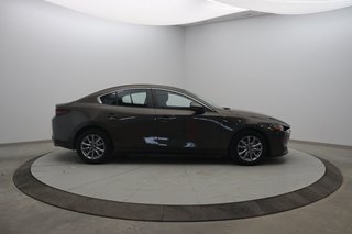 Mazda 3  2020 à Sept-Îles, Québec - 3 - w320h240px