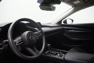 Mazda 3  2022 à Jonquière, Québec - 6 - w320h240px
