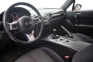 2008 Mazda MX-5 GX in Chicoutimi, Quebec - 6 - w320h240px