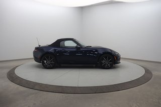 2024 Mazda MX-5 GT in Chicoutimi, Quebec - 3 - w320h240px