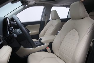 2024 Toyota Highlander in Baie-Comeau, Quebec - 6 - w320h240px