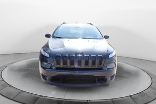 2016 Jeep Cherokee in Jonquière, Quebec - 5 - w320h240px
