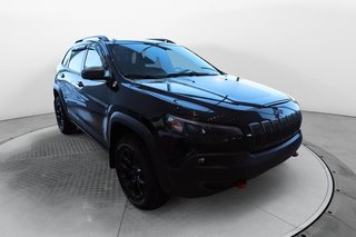 2021 Jeep Cherokee Trailhawk in Chicoutimi, Quebec - 2 - w320h240px