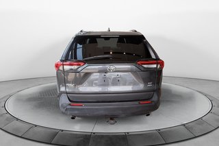 Toyota RAV4  2021 à Jonquière, Québec - 4 - w320h240px