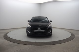 2016 Hyundai Elantra GT GLS in Chicoutimi, Quebec - 2 - w320h240px