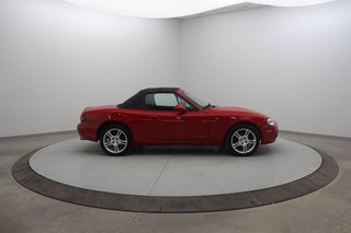 2004 Mazda MX-5 Miata Base